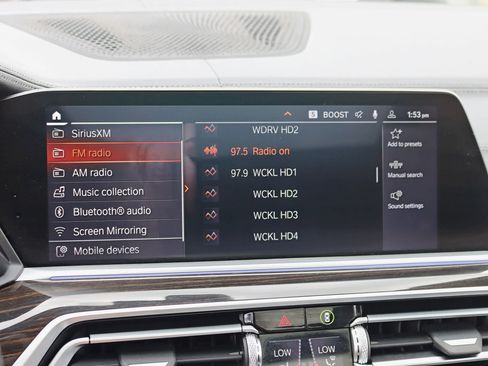 Used 2020 BMW X5 M50i AWD/4WD image 26