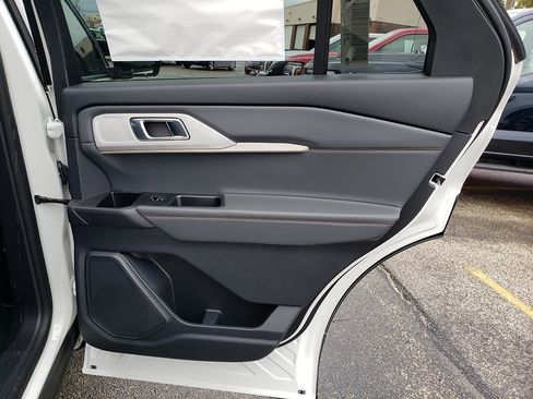 New 2026 Ford Explorer Active image 16