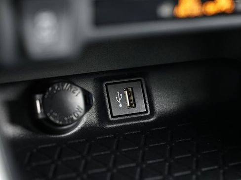 Used 2024 Toyota RAV4 XLE image 39