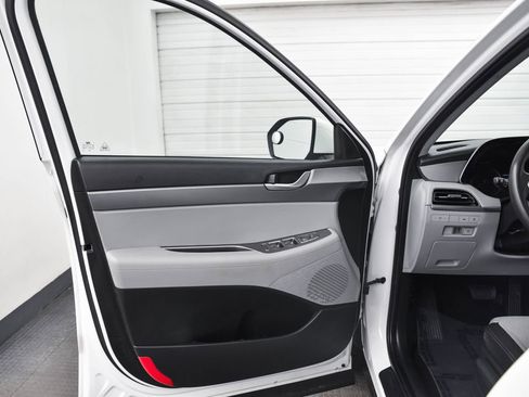 Used 2020 Hyundai Palisade SE image 9