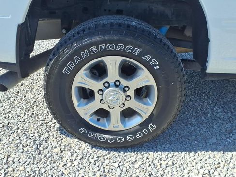Used 2024 RAM 2500 Big Horn w/ Off Road Package AWD/4WD image 13