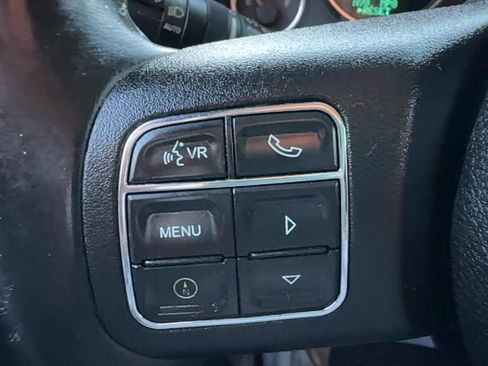 Used 2016 Jeep Wrangler Unlimited Rubicon w/ Connectivity Group image 21