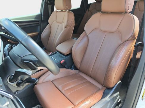 Used 2023 Audi Q5 2.0T Prestige w/ Prestige Package AWD/4WD image 15