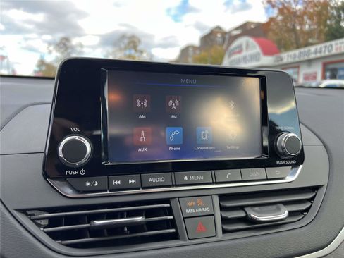 Certified 2024 Nissan Altima 2.5 S image 33