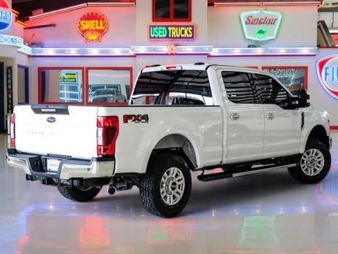 Used 2021 Ford F250 XLT w/ XLT Premium Package AWD/4WD image 3