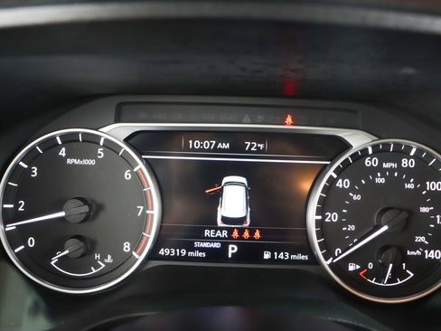 Used 2022 Nissan Rogue SV FWD image 15