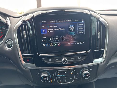 Used 2021 Chevrolet Traverse High Country FWD image 52