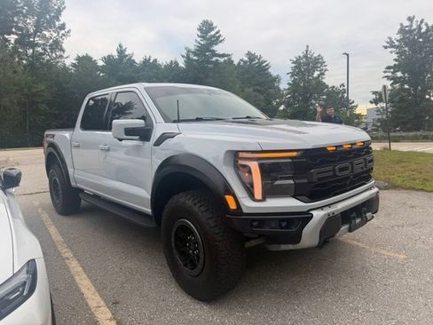 Used 2025 Ford F150 Raptor AWD/4WD image 3