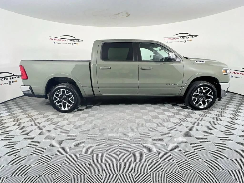 Used 2026 RAM 1500 Laramie AWD/4WD image 9