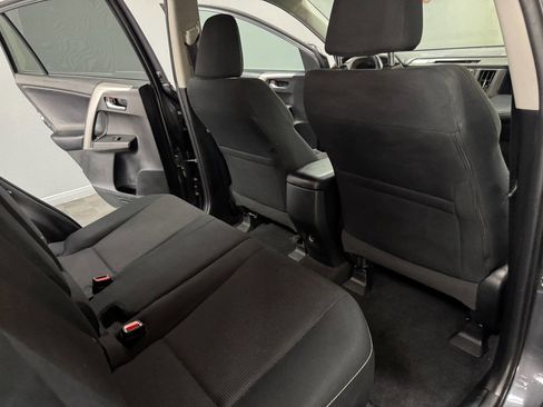 Used 2018 Toyota RAV4 XLE image 52