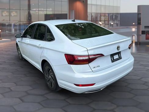 Used 2019 Volkswagen Jetta SEL Premium FWD image 7