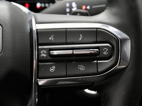 Used 2025 GMC Terrain Elevation AWD/4WD image 29