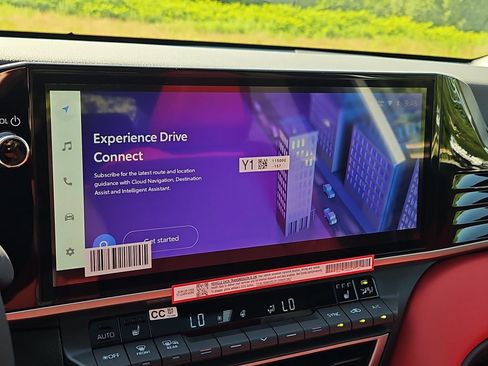 New 2026 Toyota Camry Hybrid AWD/4WD image 9