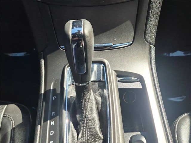 Used 2013 Lincoln MKS AWD image 12