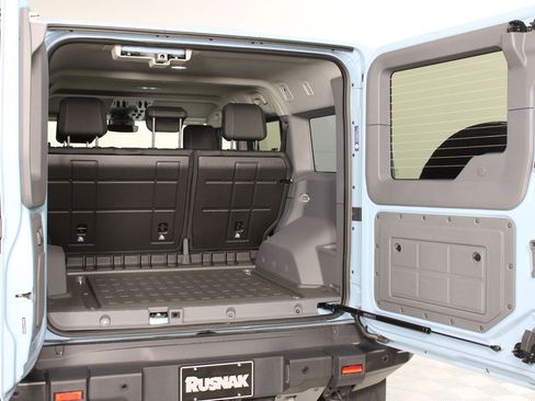 New 2026 INEOS Grenadier image 21