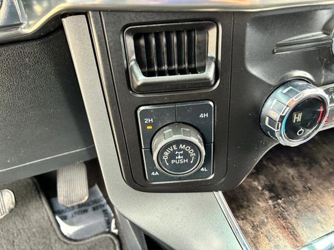 Used 2021 Ford F150 Lariat image 30