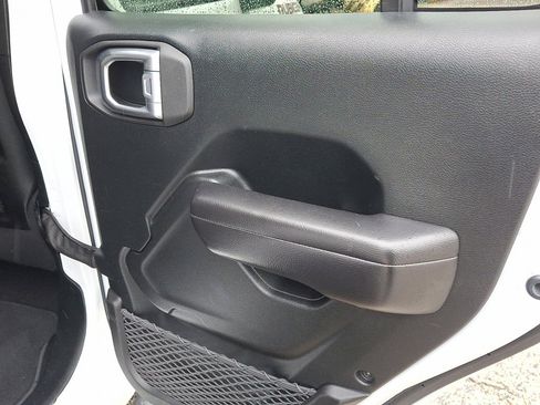 Certified 2021 Jeep Wrangler Unlimited Rubicon image 14