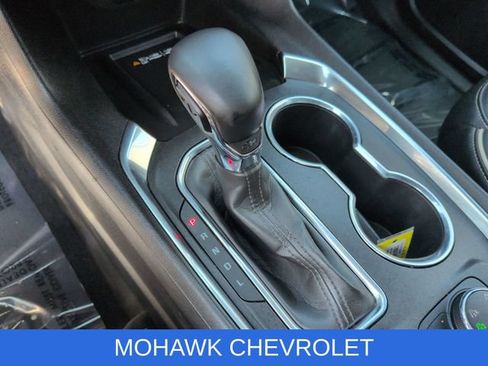 Used 2023 Chevrolet Traverse Premier w/ Redline Edition AWD/4WD image 16