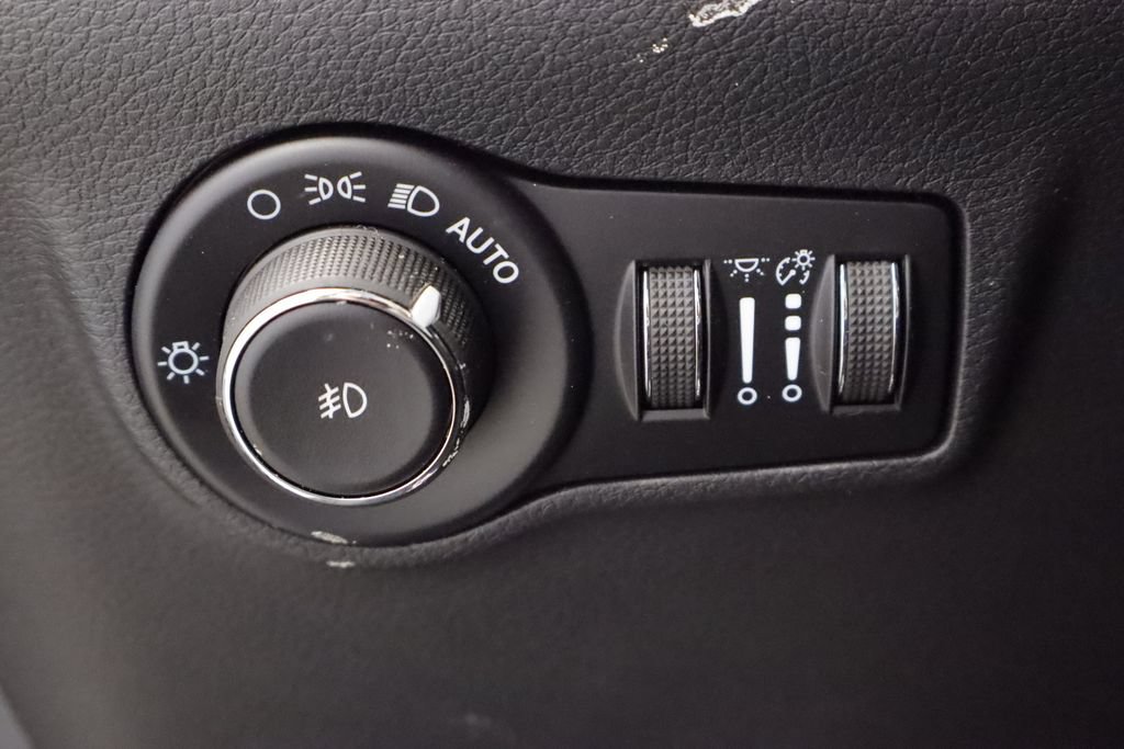 New 2026 Jeep Compass Latitude AWD/4WD image 29