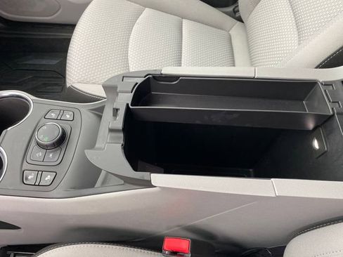 Certified 2023 GMC Terrain SLE w/ Driver Convenience Package AWD/4WD image 14