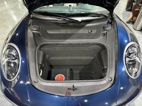 Used 2019 Porsche 911 Carrera GTS RWD image 25