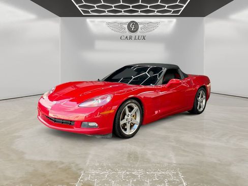 Used 2005 Chevrolet Corvette Convertible w/ Preferred Equipment Group RWD image 1