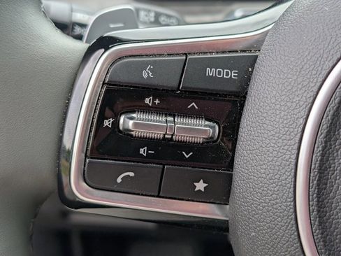 Used 2024 Kia Sorento SX Prestige w/ Sage Leather Package image 16