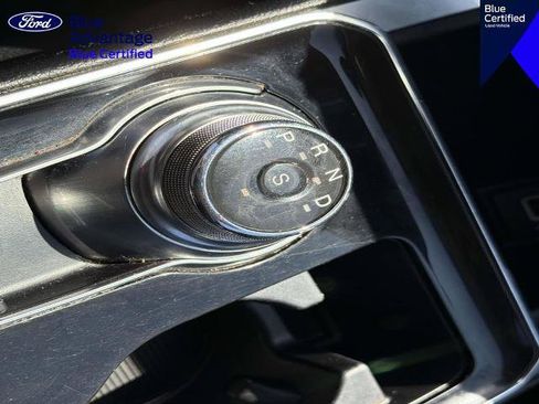 Certified 2019 Ford Edge Titanium w/ Equipment Group 301A AWD/4WD image 27