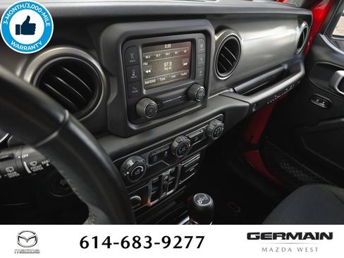 Used 2018 Jeep Wrangler Unlimited Sport S AWD/4WD image 25