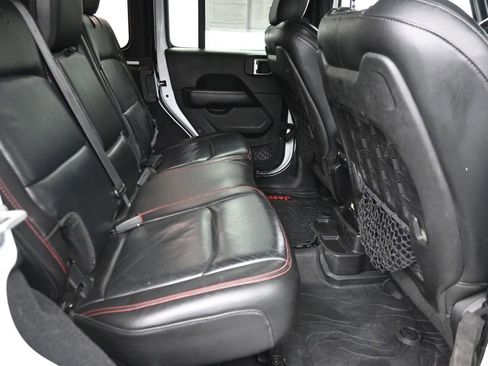 Used 2018 Jeep Wrangler Unlimited Rubicon w/ Dual Top Group AWD/4WD image 8