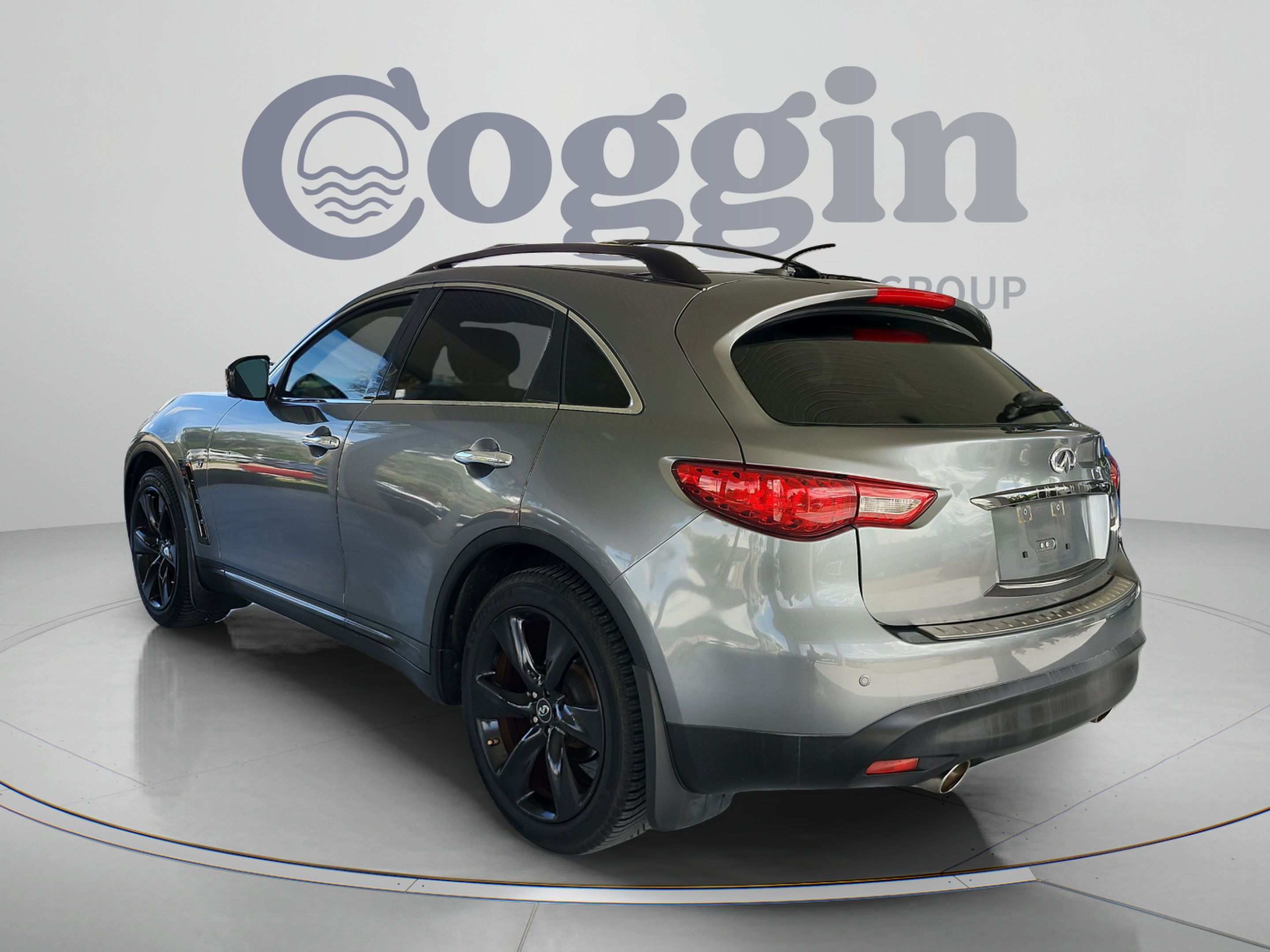 Used 2016 INFINITI QX70 2WD w/ Premium Package image 3