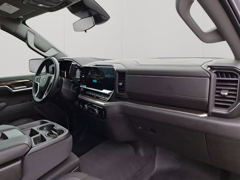 Used 2024 Chevrolet Silverado 1500 RST image 14