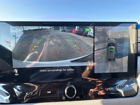 New 2026 Mitsubishi Outlander SE image 23