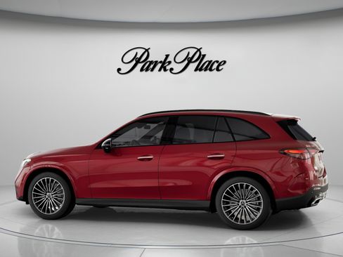 Certified 2026 Mercedes-Benz GLC 300 image 9