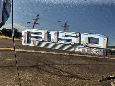 Used 2020 Ford F150 XL w/ Equipment Group 101A Mid AWD/4WD image 8