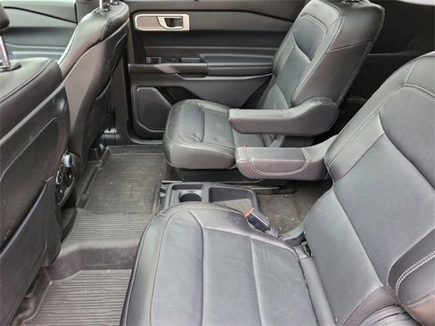Used 2020 Ford Explorer Limited image 14