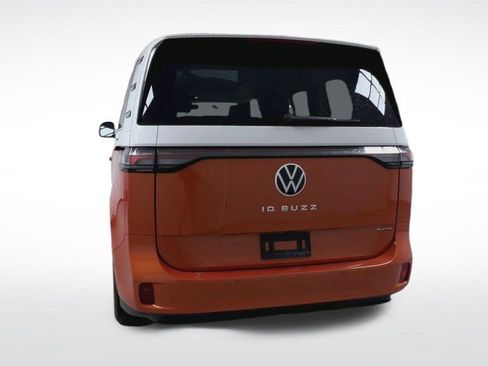 Used 2025 Volkswagen ID. Buzz 1st Edition image 7
