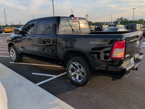 Used 2022 RAM 1500 Big Horn AWD/4WD image 4