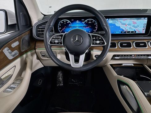 Used 2023 Mercedes-Benz GLE 350 w/ Premium Package image 5