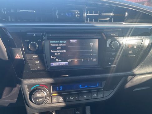 Used 2015 Toyota Corolla S image 65