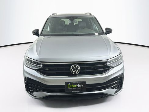 Used 2023 Volkswagen Tiguan SE R-Line FWD image 2