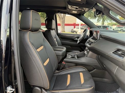 Used 2023 GMC Yukon AT4 w/ AT4 Premium Package image 31