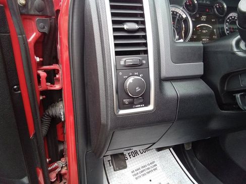 Used 2016 RAM 1500 Outdoorsman image 12