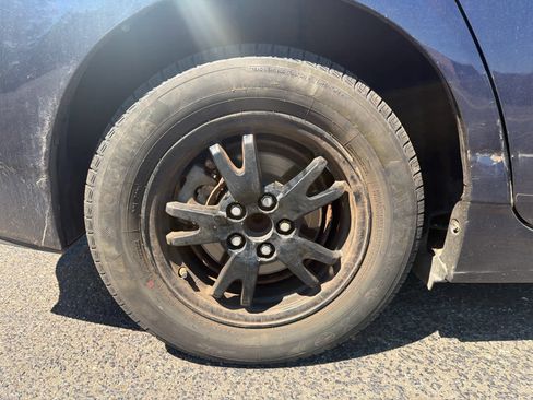 Used 2013 Toyota Prius Two FWD image 14