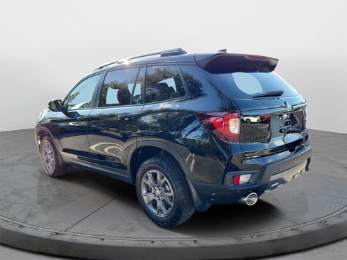 Certified 2024 Honda Passport TrailSport image 4