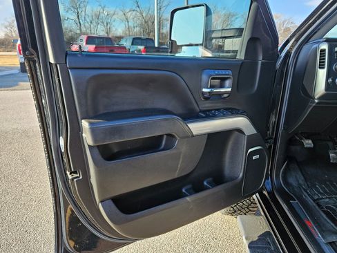 Used 2019 Chevrolet Silverado 2500 LTZ w/ Custom Sport Edition image 21