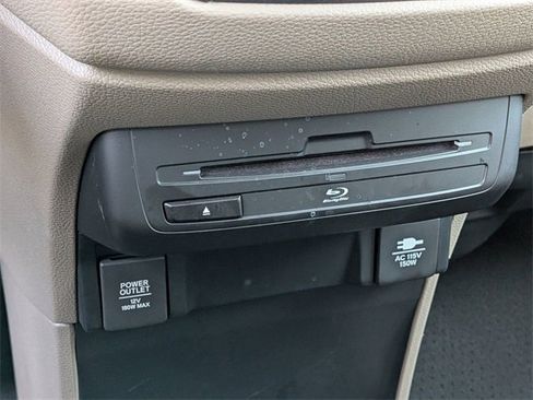 Used 2020 Honda Odyssey Elite image 34