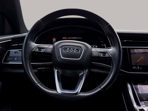 Used 2021 Audi Q8 Premium Plus w/ Premium Plus Package image 22