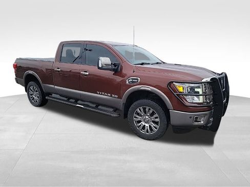 Used 2018 Nissan Titan Platinum Reserve w/ Platinum Utility Package image 24