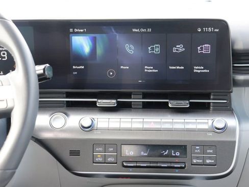 Used 2025 Hyundai Kona SEL image 14